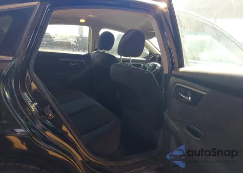 2013 Nissan Altima 2.5 S z USA, uszkodzony, nr VIN 1N4AL3AP4DN447616